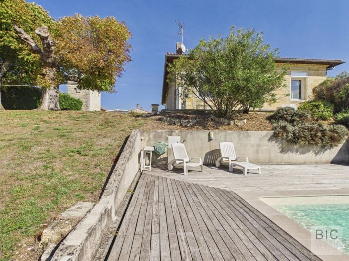 Image No.12-5 Bed House for sale