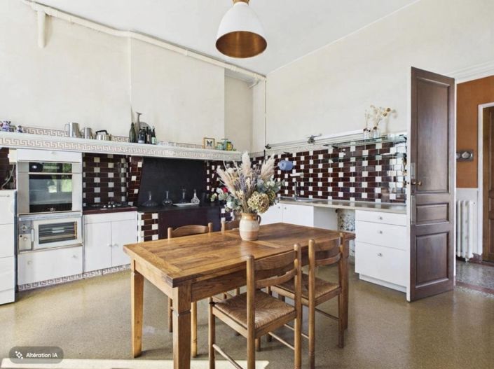 Image No.6-5 Bed House for sale