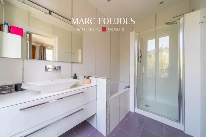 Image No.15-7 Bed House for sale