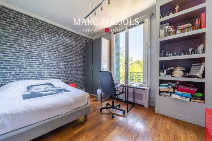 Image No.18-7 Bed House for sale
