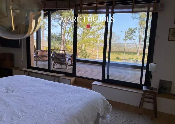 Image No.6-5 Bed House for sale
