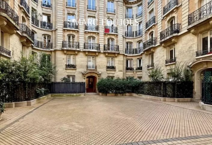 Image No.22-2 Bed Apartment for sale