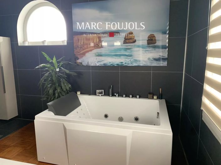 Image No.16-6 Bed House for sale