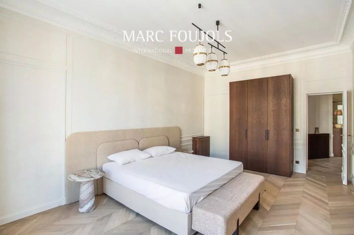 Image No.12-5 Bed Apartment for sale