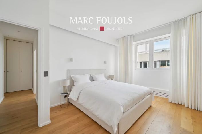 Image No.11-3 Bed Apartment for sale