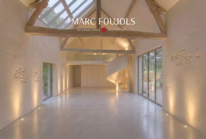 Image No.60-6 Bed House for sale