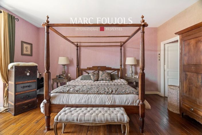 Image No.16-7 Bed House for sale