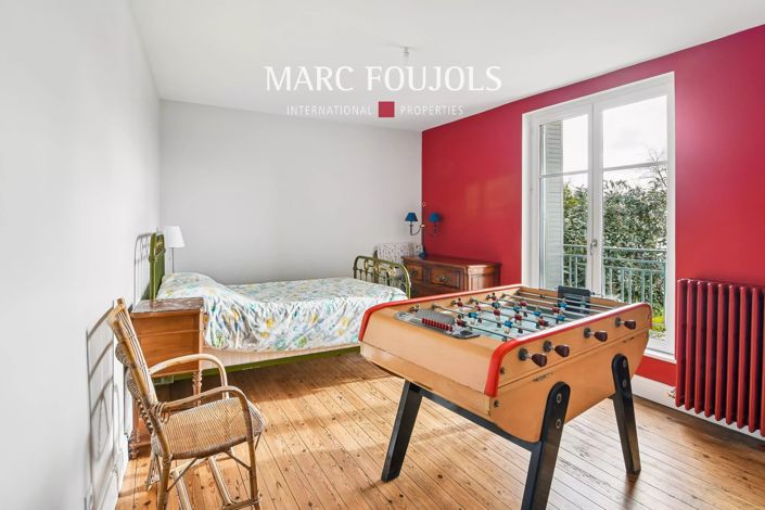Image No.14-6 Bed House for sale