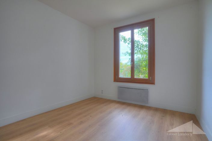 Image No.4-3 Bed House for sale
