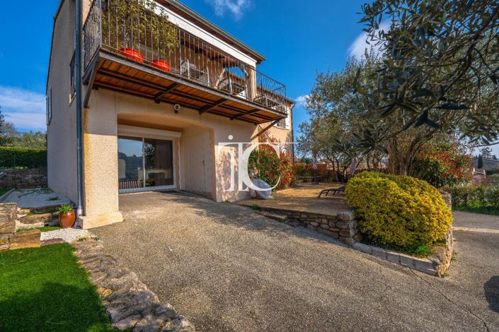 Image No.21-5 Bed House for sale