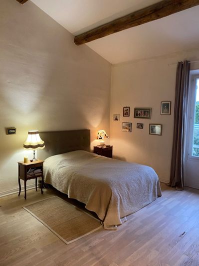 Image No.16-5 Bed House for sale