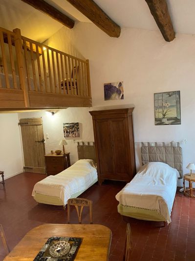 Image No.17-5 Bed House for sale