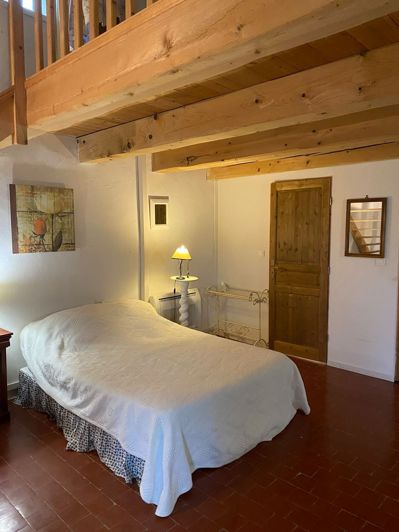Image No.19-5 Bed House for sale