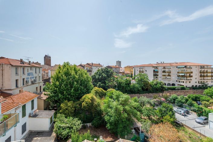Image No.16-4 Bed Apartment for sale