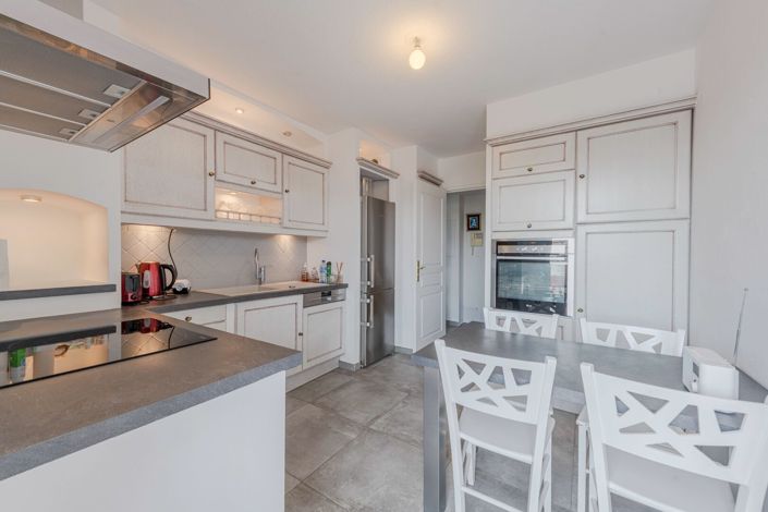 Image No.6-4 Bed Apartment for sale