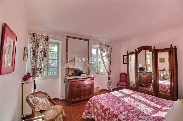 Image No.16-11 Bed House for sale