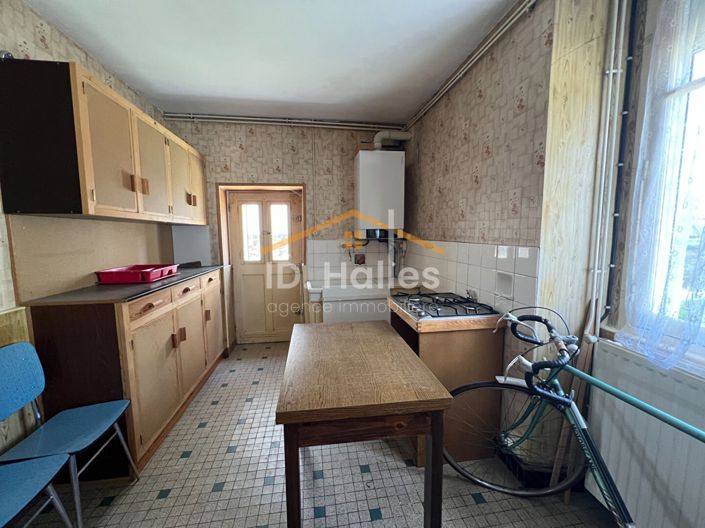 Image No.11-3 Bed House for sale