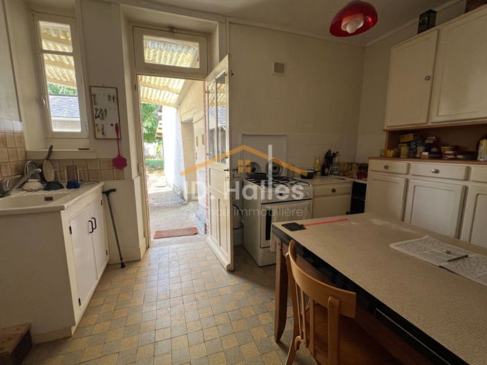Image No.13-3 Bed House for sale