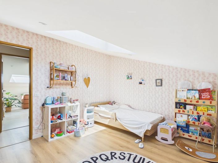 Image No.29-4 Bed House for sale