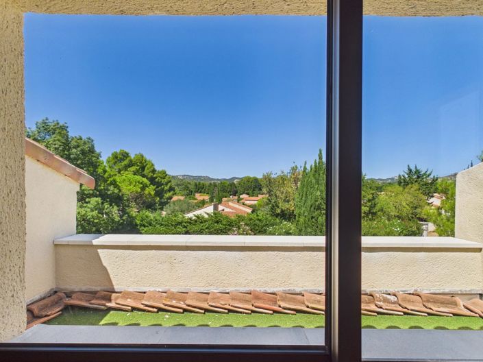 Image No.33-4 Bed House for sale