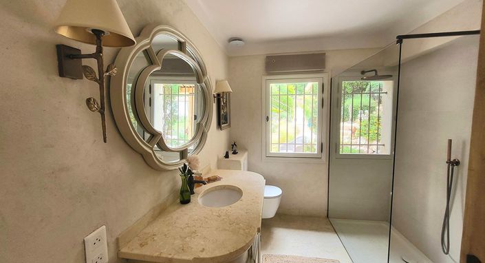 Image No.19-5 Bed House for sale