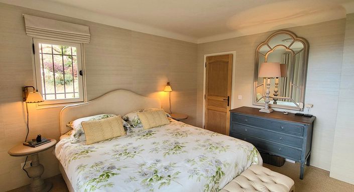 Image No.20-5 Bed House for sale