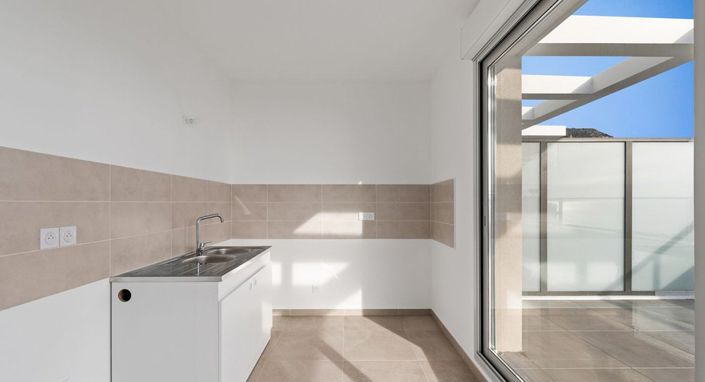 Image No.22-3 Bed Apartment for sale