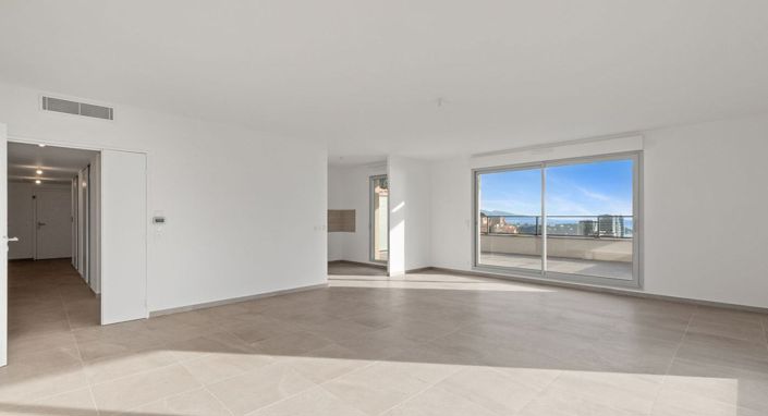 Image No.25-3 Bed Apartment for sale