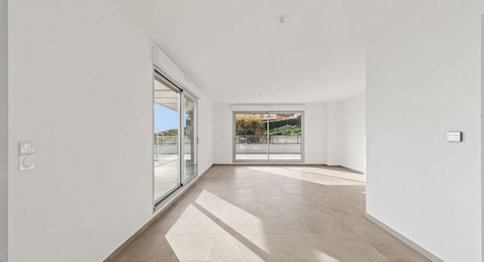Image No.31-3 Bed Apartment for sale
