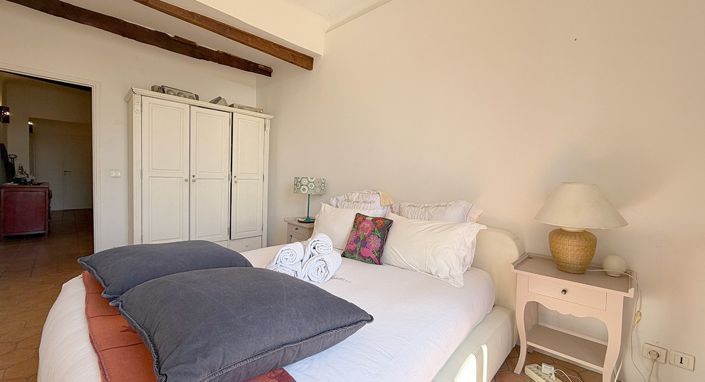Image No.15-3 Bed Apartment for sale