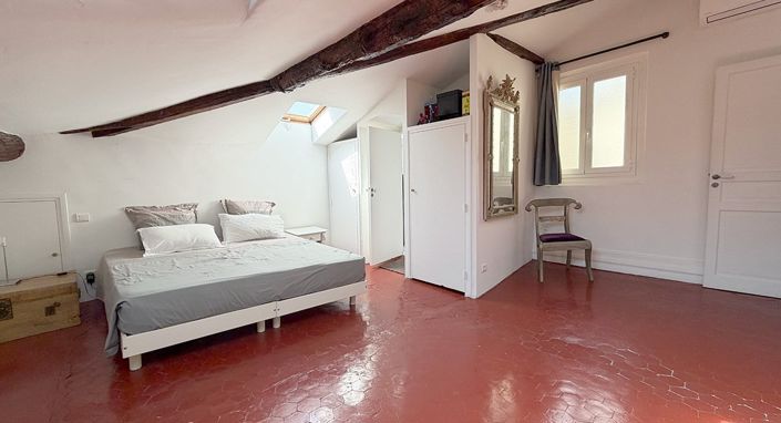 Image No.18-3 Bed Apartment for sale