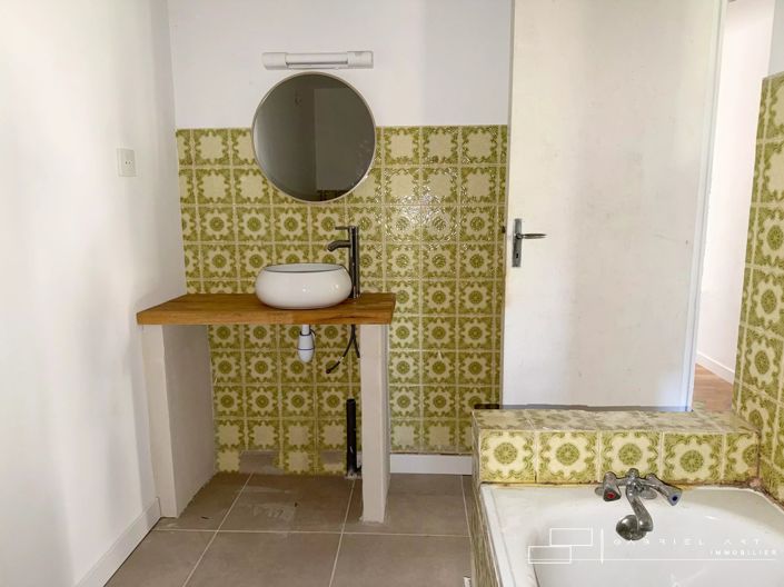 Image No.16-4 Bed House for sale