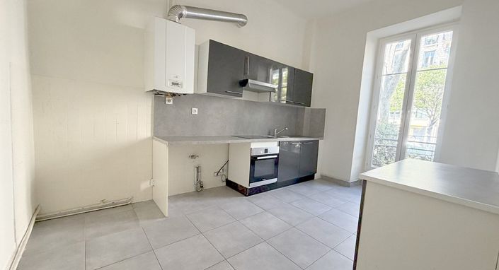 Image No.9-3 Bed Apartment for sale