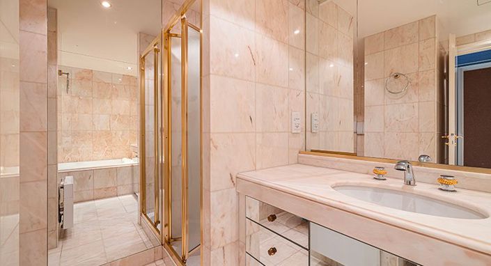 Image No.19-4 Bed Apartment for sale