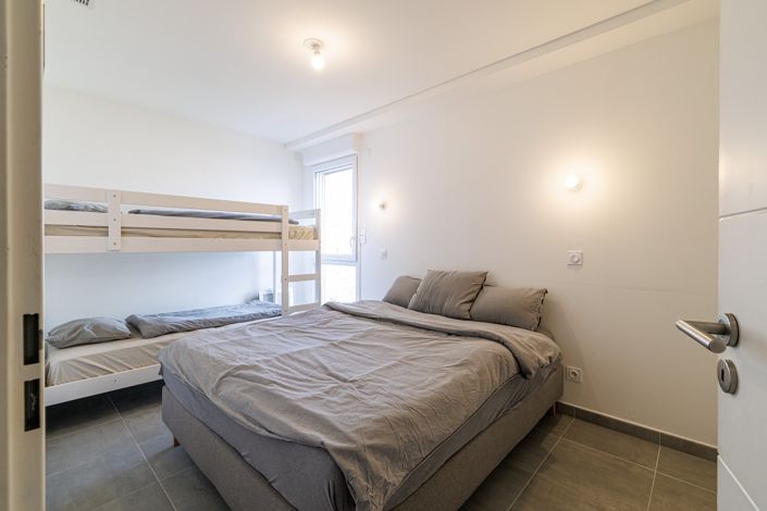 Image No.16-2 Bed Apartment for sale