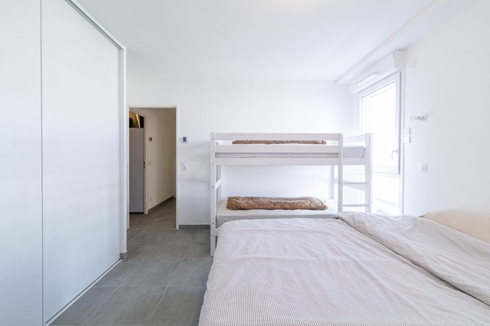 Image No.19-2 Bed Apartment for sale