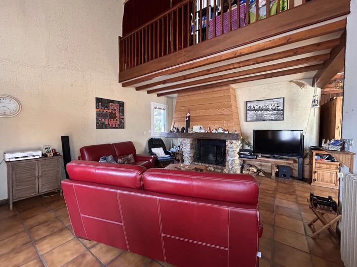 Image No.14-3 Bed House for sale