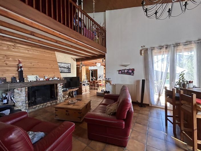 Image No.5-3 Bed House for sale