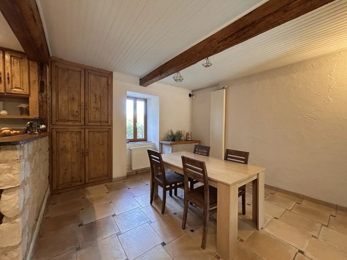 Image No.24-4 Bed House for sale