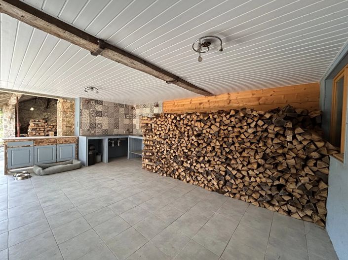 Image No.25-4 Bed House for sale