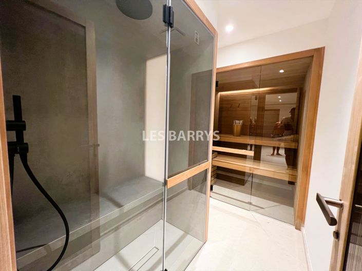Image No.15-6 Bed House for sale