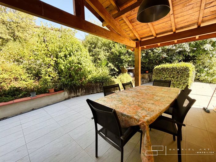 Image No.14-3 Bed House for sale