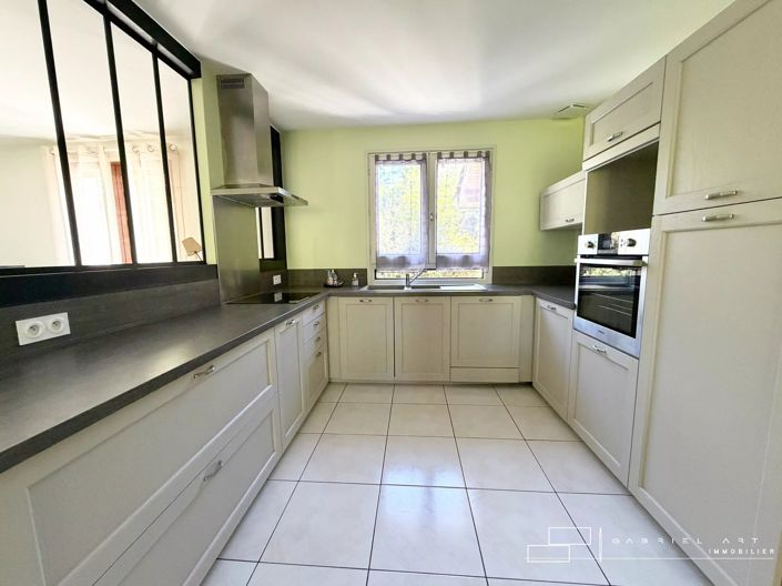 Image No.4-3 Bed House for sale
