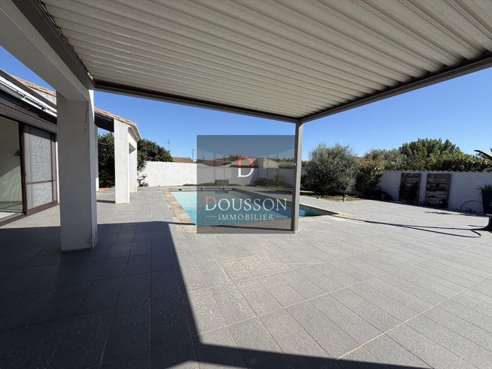 Image No.15-2 Bed House for sale