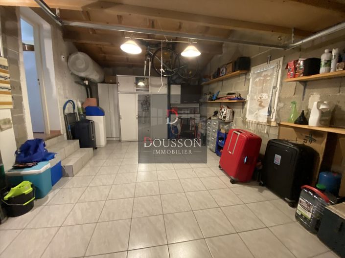 Image No.9-3 Bed House for sale
