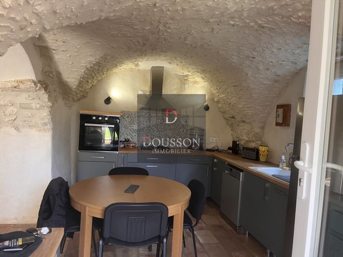 Image No.5-2 Bed House for sale
