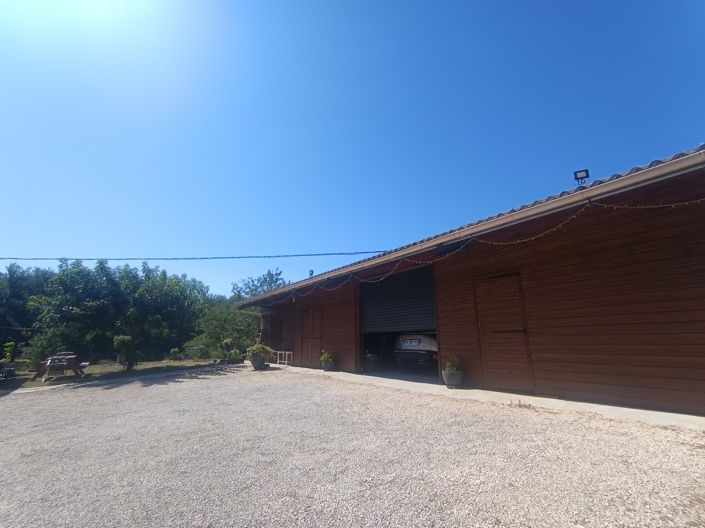 Image No.19-3 Bed House for sale