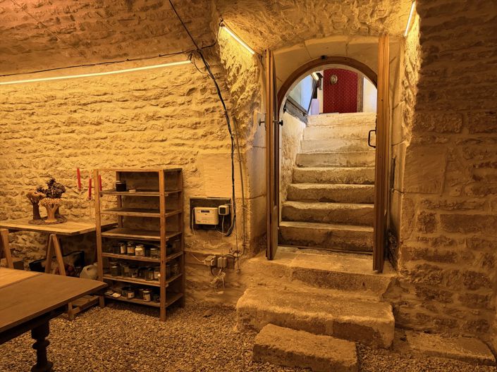 Image No.13-5 Bed House for sale