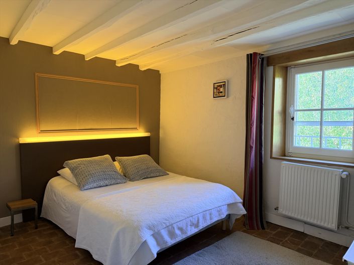 Image No.30-5 Bed House for sale