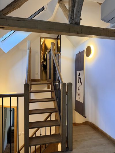 Image No.33-5 Bed House for sale